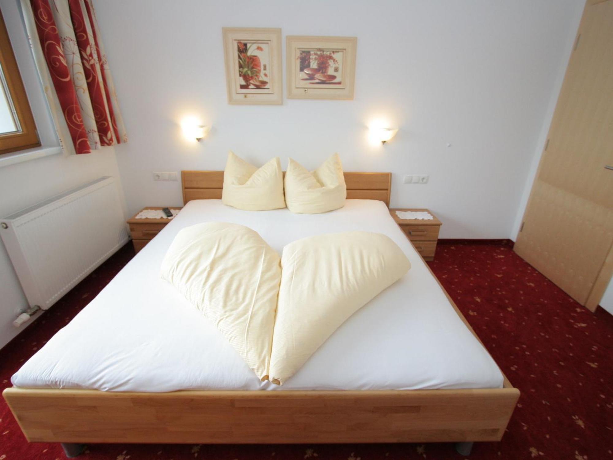 Charming Apartment In Uderns With Balcony מראה חיצוני תמונה